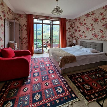 Hotel North Kazbegi Esterno foto